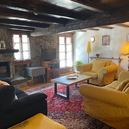 Lägenhet Casa Vella Popaire